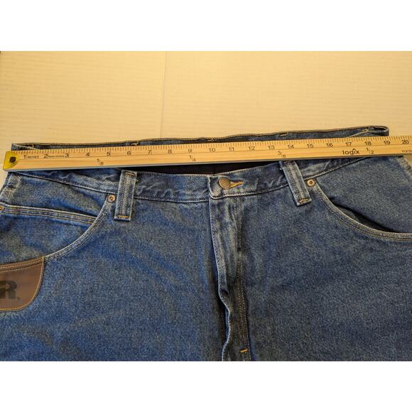 Wrangler Riggs Jeans Mens 36x30 BLUE Outdoors FLEECE LINED Work Wear DENIM PANTS - Picture 2 of 4